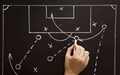 Mondra futbol taldearen eskutik liburu aurkezpena gaur