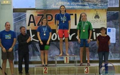Maialen Sudupe igerilariak urrezko hiru domina eta zilarrezko bat Gipuzkoako txapelketan