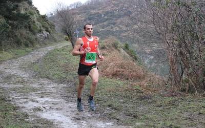Ruben Ruzafak eta Aitziber Ibarbiak irabazi zuten Orioko Mendi Lasterketa