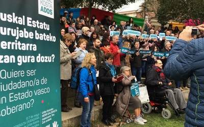 Erabakitzeko eskubidearen aldeko zozketa egingo dute Sopelan