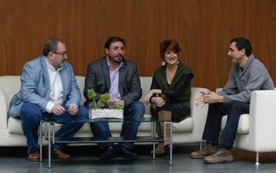 Nafarroako Parlamentuak Gorte Nagusiei terrorismo-delituaren kalifikazioa aldatzeari berehala ekin diezaioten eskatu dio