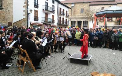 Zuzendari ugarik zuzendutako banda