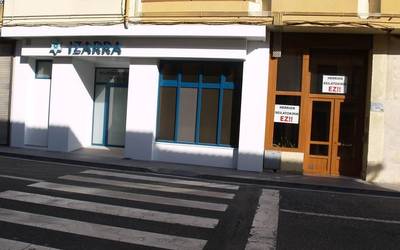 Heriotza, bizitza eta Etxarri Aranazko Izarra beilatokia