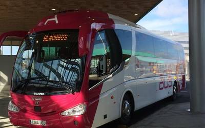 Herri txikiak lotzeko autobus zerbitzu berria abiatuko du Aldundiak