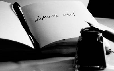 Literaturaren aterpea