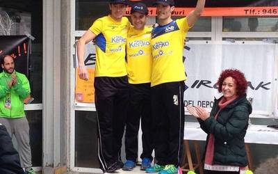 Gorka Bizkarra eta Omar Blanco podiumera igo dira Basauriko duatloian