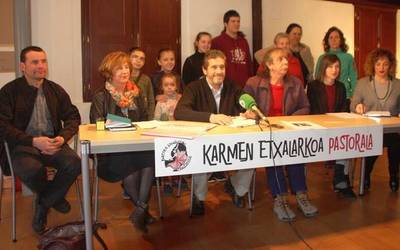 Karmen Etxalarkoa pastorala prestatzen hasiak dira Etxalarren