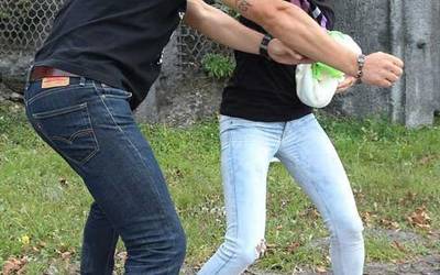 Musikoterapia tailerra eta autodefentsa ikastaroa prest Donezteben