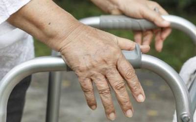 Mendekotasuna duten 2.000 herritar gehiagori eskainiko zaie arreta