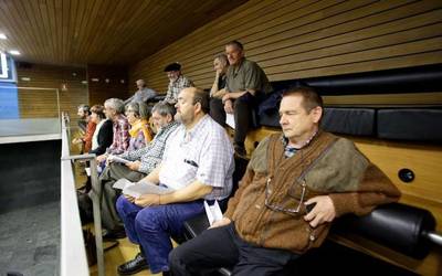 Eskubideek adinik ez dutelako