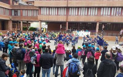 Haur misiolarien eguna ospatu da Zumaian