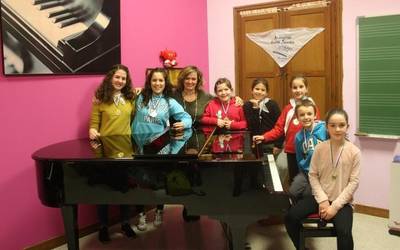 Berako Musika Eskolako pianojoleak saritu dituzte Andoaingo XII. Jaialdian