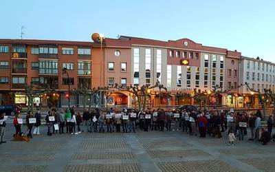 Sopelan "beste eredu polizial bat" aldarrikatzeko bildu dira
