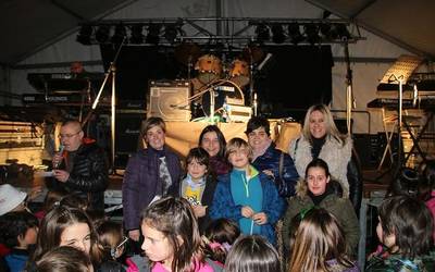 "Hams and Roses Band" taldeak irabazi du mozorro lehiaketa