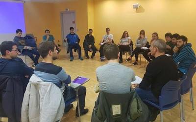 Entrenatzaileendako prestakuntza saioa antolatu du biharko Bergara Kirol Elkarteak