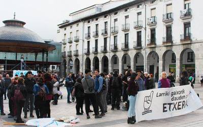 Festa eta aldarria, Gazte Akelarrearen aurkezpenean