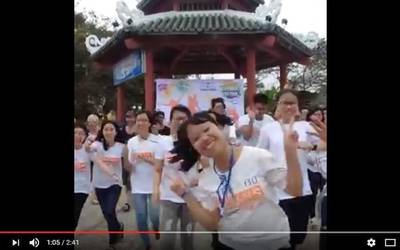 Vietnamen ere Korrika, plazentziatarren eskutik