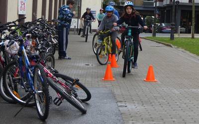 Bizikleta astean bikain aritu dira Bergarako gaztetxoak
