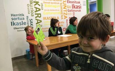 Idazle eta ilustratzaile gogokoenak hautatuak
