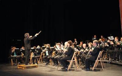 'Udaberri garaikideak' kontzertua eskaini du Azpeitiko Udal Musika Bandak