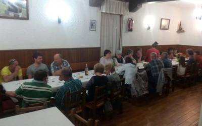 Errefuxiatuen aldeko 2.400 euro jaso dira