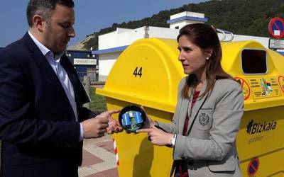 Gorlizko edukiontzien erabilera-datuak biltzeko dispositiboak ipini dituzte