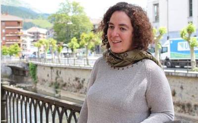 Olatz Aranguren: &quot;Pasatu zena iragana den arren, ikertu egin behar da&quot;
