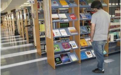 San Mameseko liburutegiaren itxierari erantzuteko iniziatiba sortuko dute ikasleek