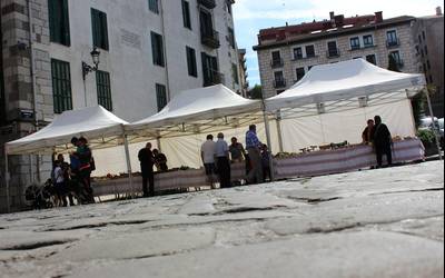 Azken zapatuko feria eta bigarren eskuko azoka egingo dituzte zapatuan
