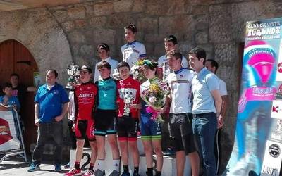 XXX. Burunda Trofeoan Alberdi eta Mintegi sarituak