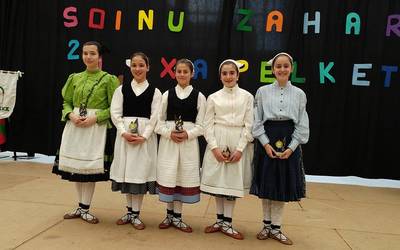 Dantzari elgoibartarrek ligaxkako azken jardunaldian parte hartu zuten Lezon