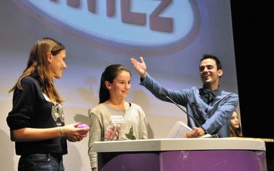 Mihiluze lehiaketan jardungo dute zortzi ikastetxetako neska-mutilek