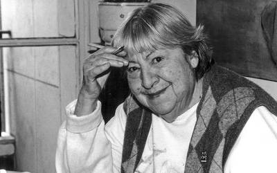 Gloria Fuertes idazlearen omenezko poesia ikuskizuna jasoko du Bidebarrietak ostiralean