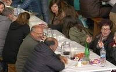 Txekor jateak eta buruhandiek herritarrak kalera atera zituzten