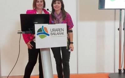 Expovacaciones Azokan aurkeztu dute Uraren Bailarak egitasmoa