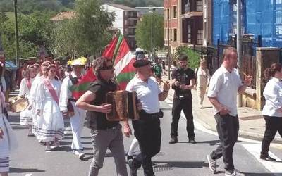 Iparralde Eguna ospatu dute Lezaman