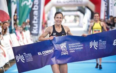 Ivan Fernandez eta Elena Loyo arabarrak, 10 kilometroko proban garaile