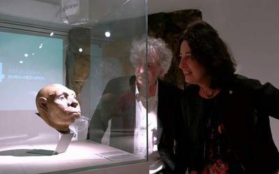 Antxinako gizakiaren inguruko erakusketea Bizkaiko Arkeologi Museoan