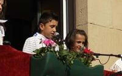 Danbatekoarekin lehertu da festa Beasainen