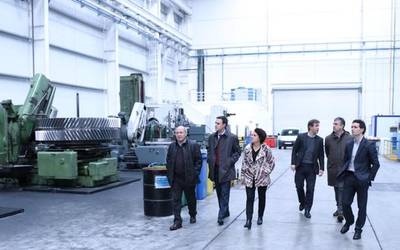 Xubi enpresa bisitatu dute Foru Aldundiko bi diputatuk