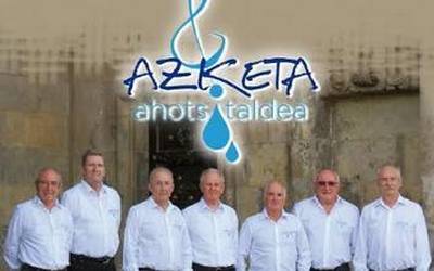 Azketa Ahots Taldeak disko berria aurkeztuko du ostiralean