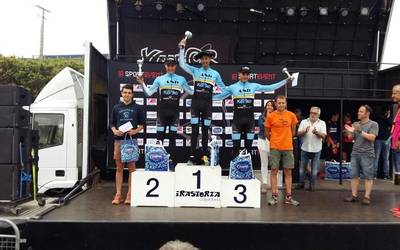 Iñaki Loinazek birritan errepikatu du podiuma asteburuan