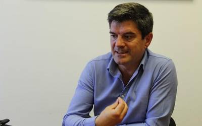 "Erraza da Errekaleorri babesa ematea, ardurak ahaztuta"