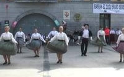 Ibarrako Gazte Festen parte izan zen Alurr Dantza Taldea Alurr txiki egunarekin
