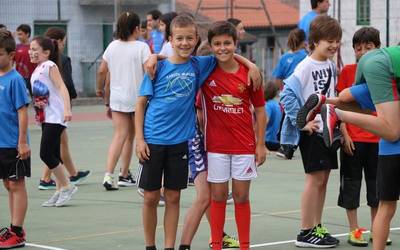 Xabier Munibe Ikastolako eguna, iruditan