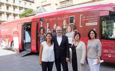 Gazteak programaziora hurbiltzeko autobusa eguaztenean izango da Elgoibarren