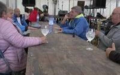 Giro ederrean ospatu dituzte jaiak Amarotz auzoan