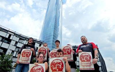 Elkartasuna G20aren "errepresioaren aurrean"