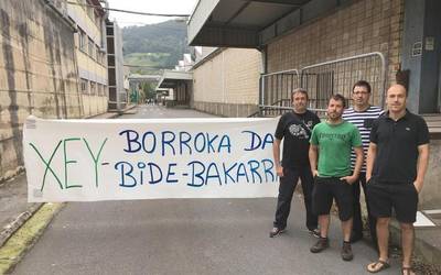 Bost oriotar, greba mugagabean dauden XEY enpresako langileen artean