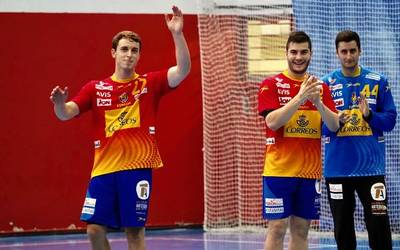 Kauldik hiru gol egin ditu Espainiak Tunisiari 27-21 irabazitako partidan